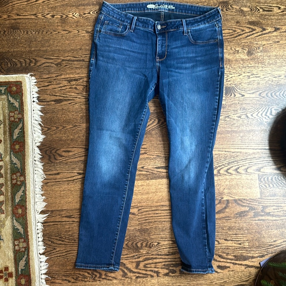 Old Navy Rockstar low rise 16 regular